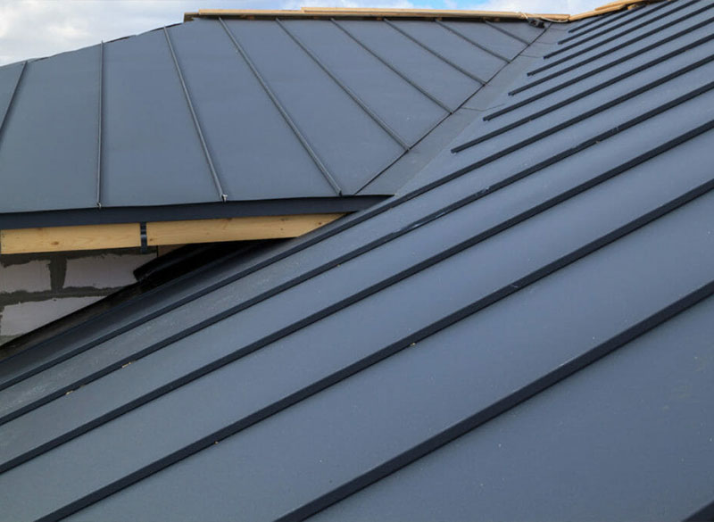 Increase Efficiency with a Metal Roof in WI & IL