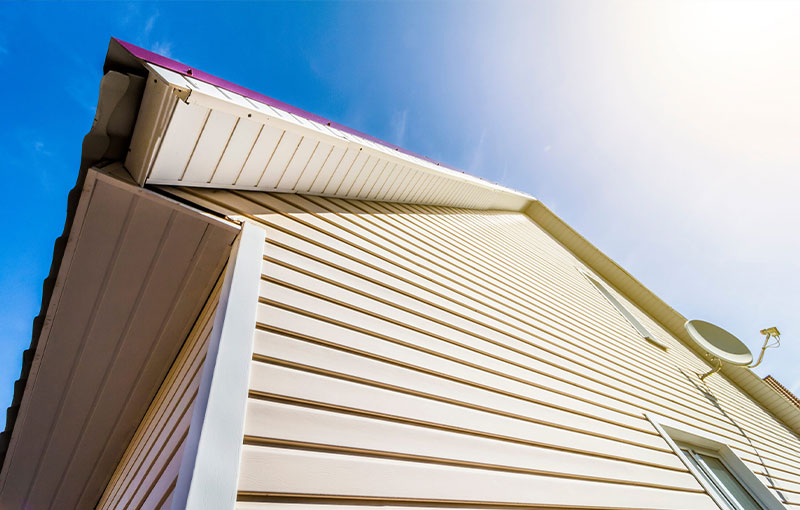 Premium Vinyl Siding Contractor in WI & IL